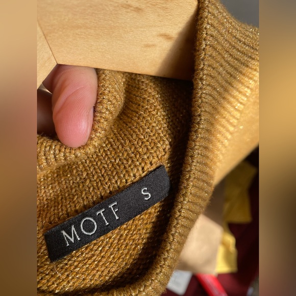 Set - Picture 5 of 6